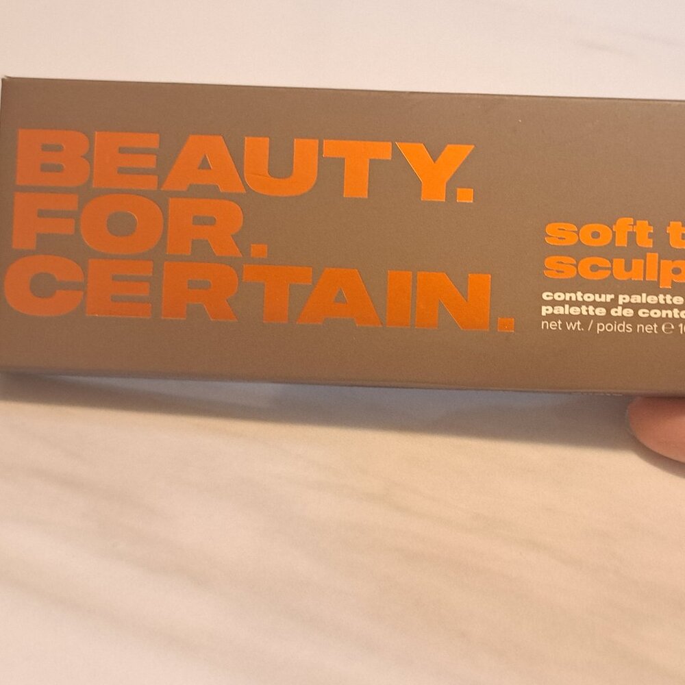 BEAUTY FOR CERTAIN SOFT TO SCULPTED CONTOUR PALETTE WITH FIVE SHADES